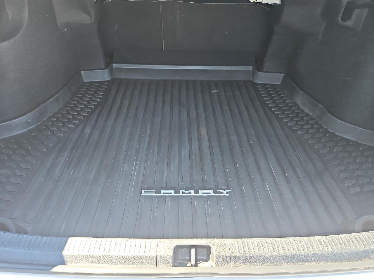 Toyota Camry SE 2020