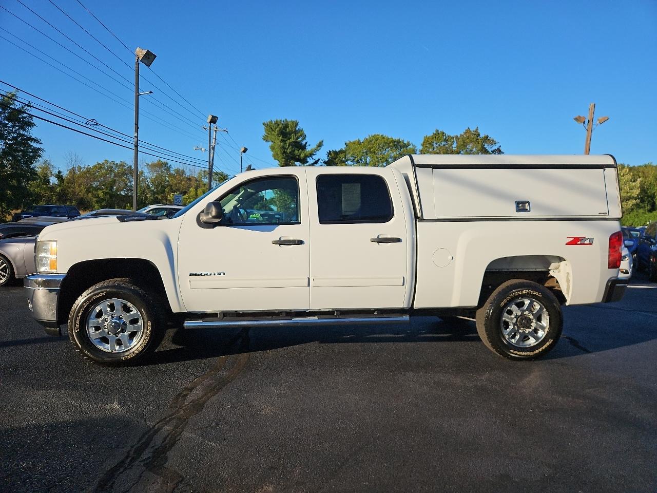 Chevrolet Silverado 2500HD LT Crew Cab 2WD 2013