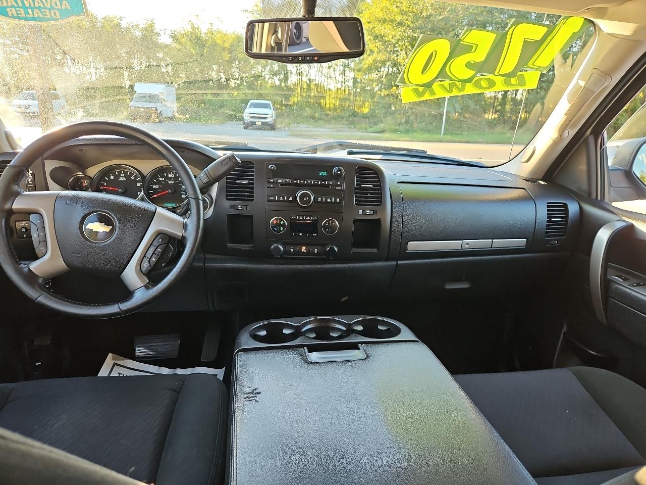 Chevrolet Silverado 2500HD LT Crew Cab 2WD 2013