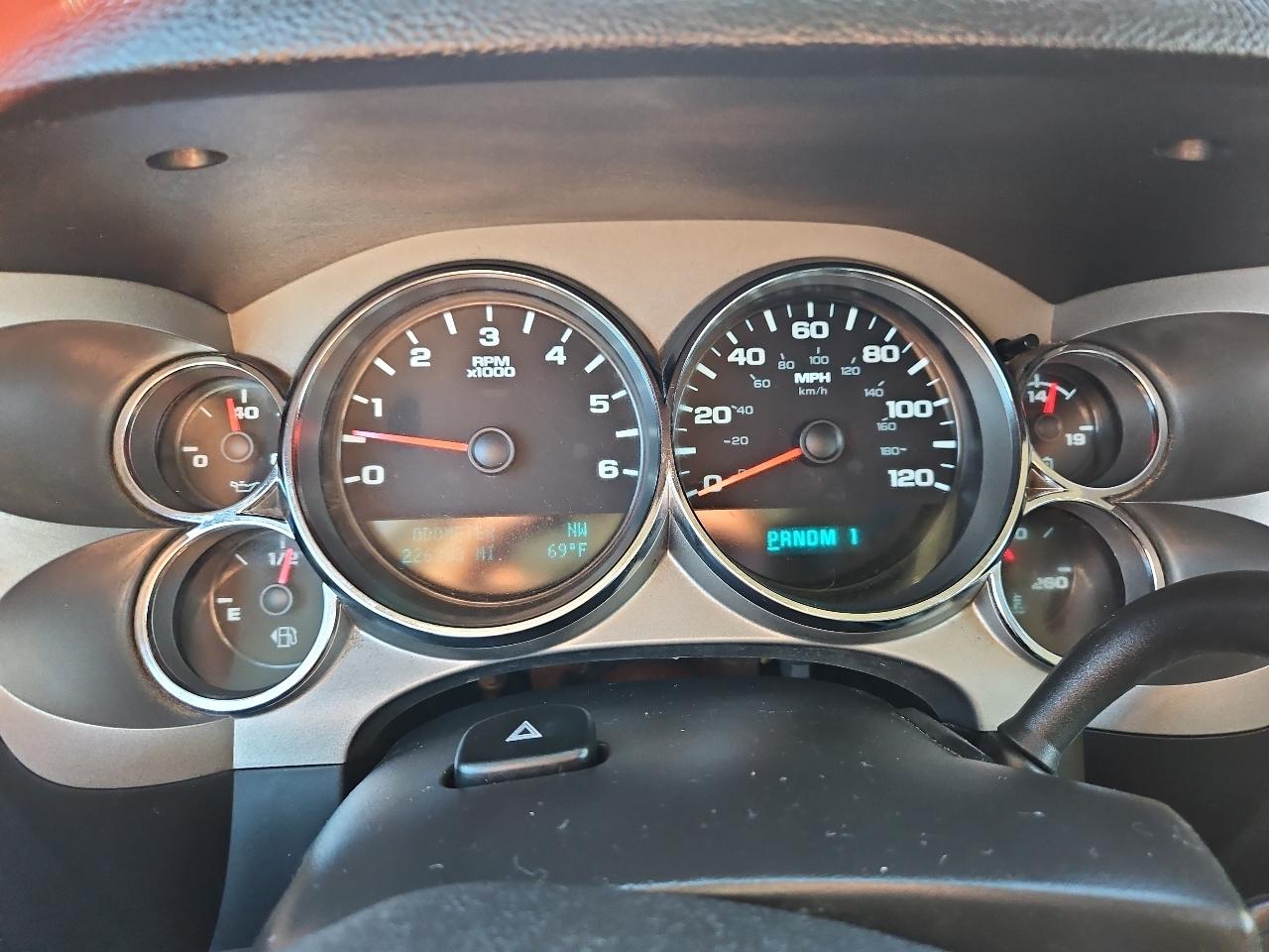 Chevrolet Silverado 2500HD LT Crew Cab 2WD 2013