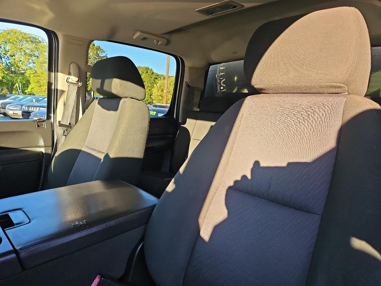 Chevrolet Silverado 2500HD LT Crew Cab 2WD 2013