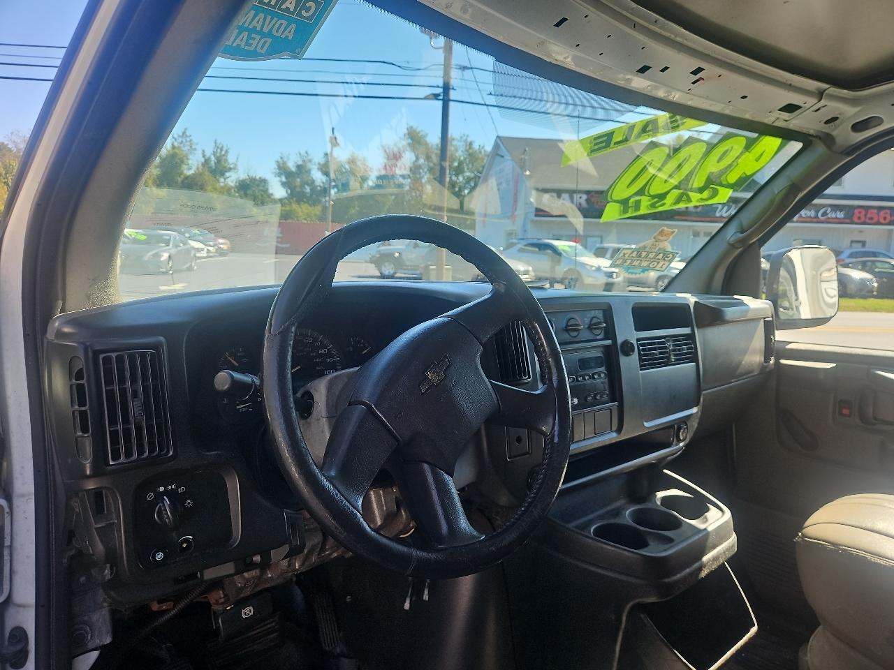 Chevrolet Express G3500 2004
