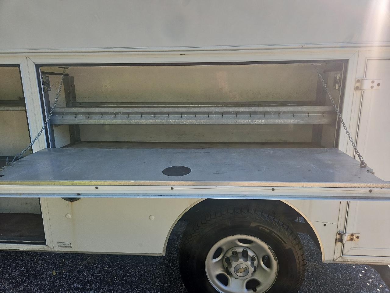Chevrolet Express G3500 2004