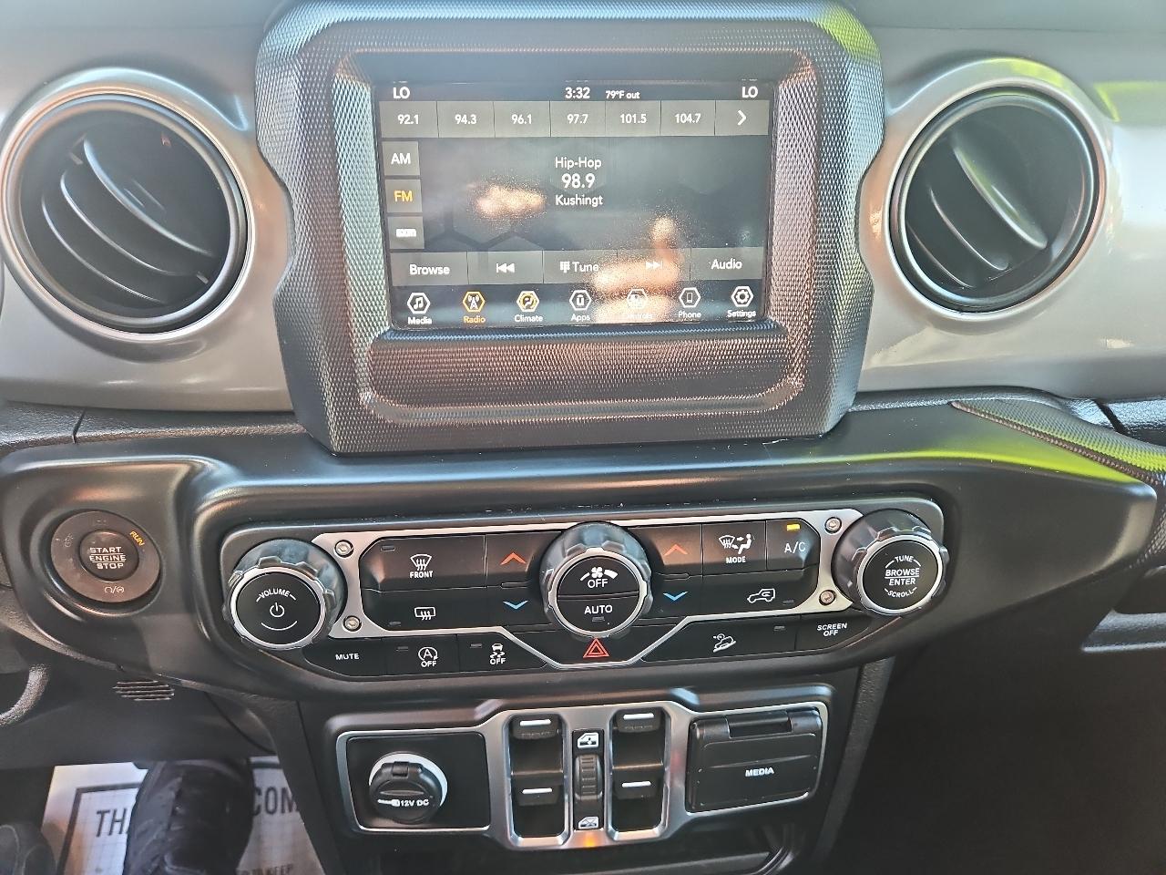 Jeep Wrangler Unlimited Sport 2021