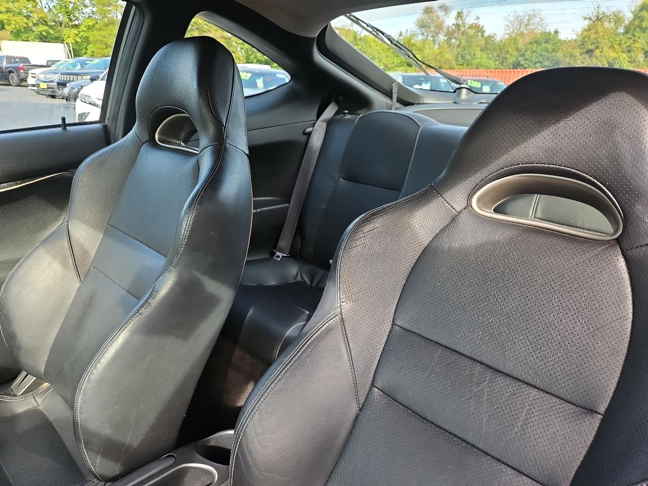 Acura RSX Coupe with 5-speed AT 2006