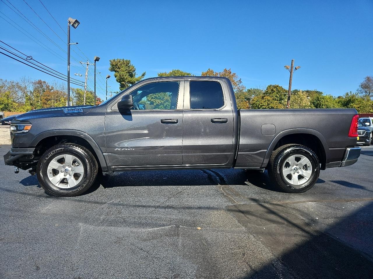 RAM 1500 Big Horn Quad Cab 4WD 2025