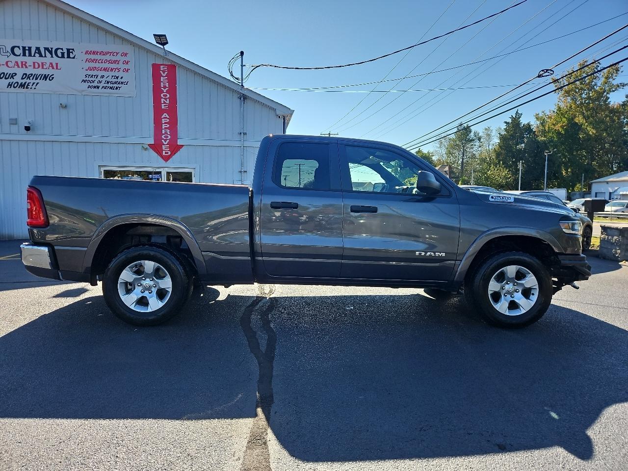 RAM 1500 Big Horn Quad Cab 4WD 2025