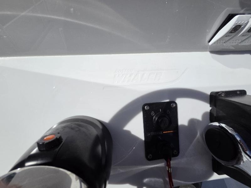 Boston Whaler Montauk  1965