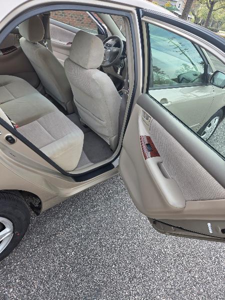 Toyota Corolla LE 2007