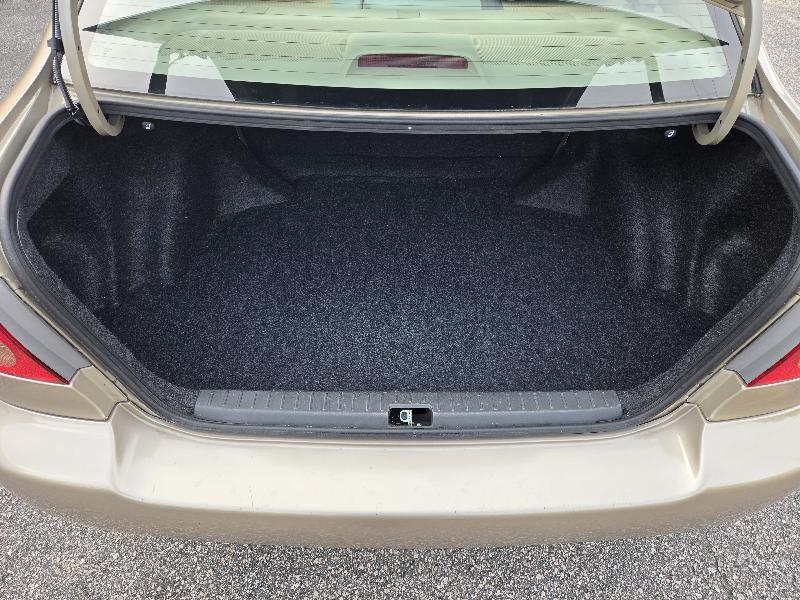 Toyota Corolla LE 2007