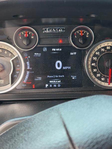 RAM 1500 Laramie Crew Cab SWB 4WD 2014