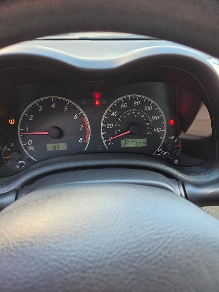 Toyota Corolla LE 4-Speed AT 2011