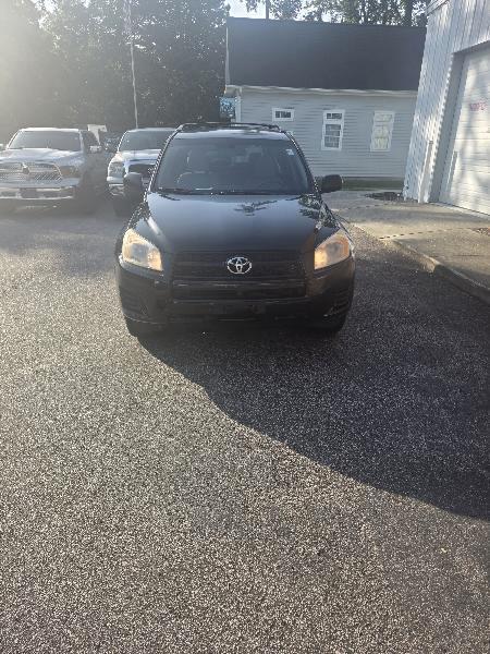 Toyota RAV4 Base I4 4WD 2012