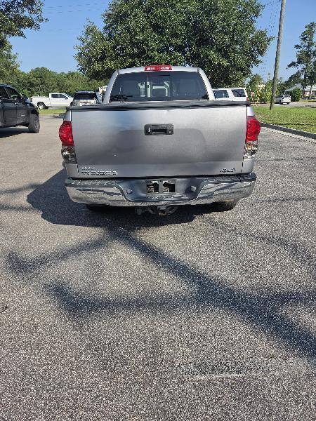 Toyota Tundra SR5 Double Cab 5.7L 4WD 2008