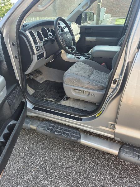 Toyota Tundra SR5 Double Cab 5.7L 4WD 2008