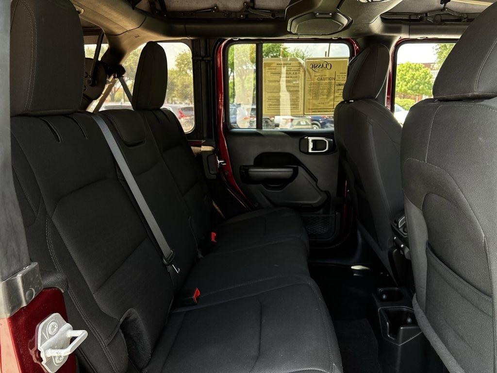 Jeep Wrangler Unlimited Willys Sport 2021