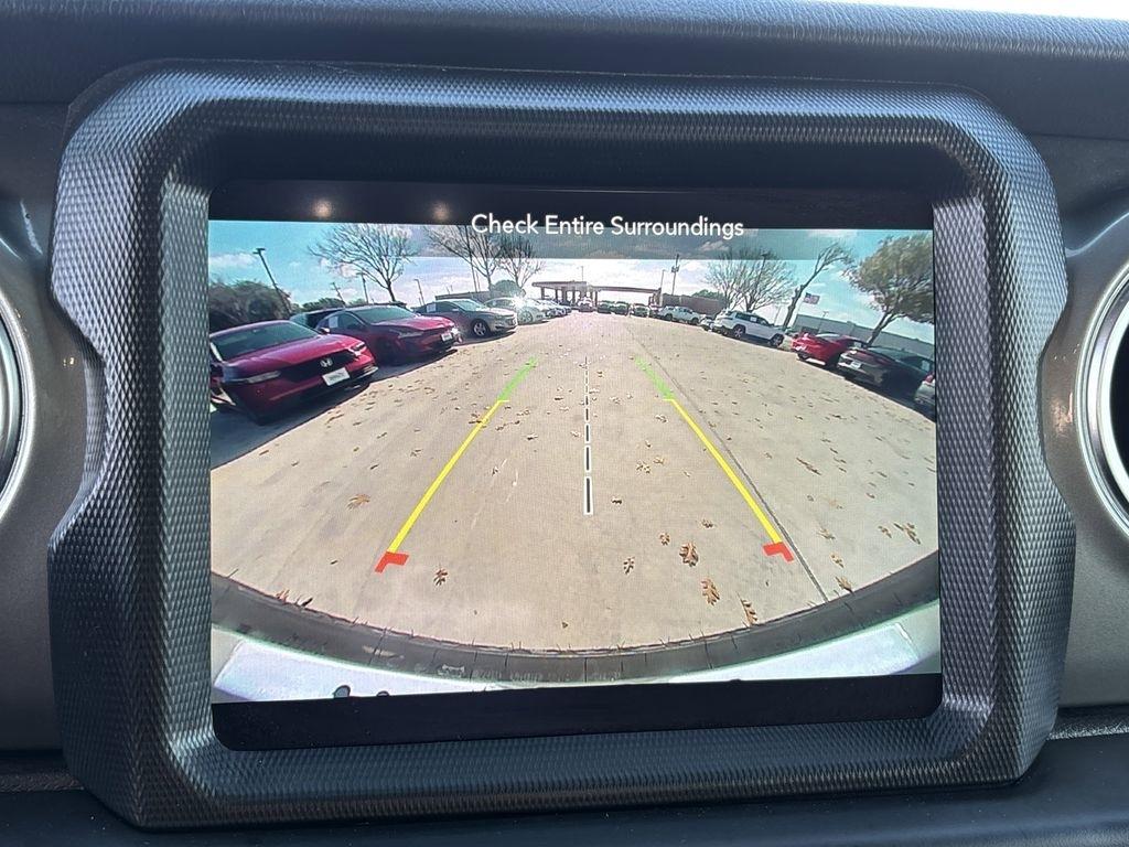 Jeep Wrangler Unlimited Sahara 2023