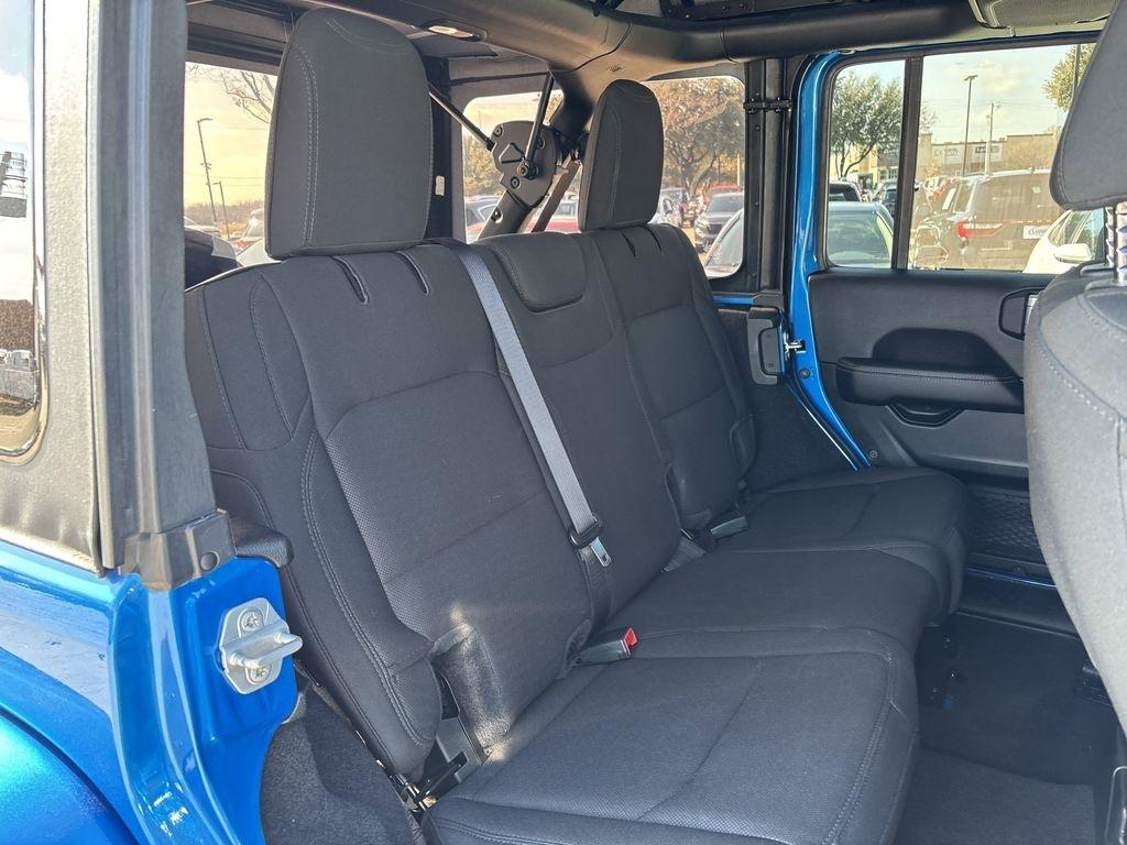 Jeep Wrangler Unlimited Sahara 2023