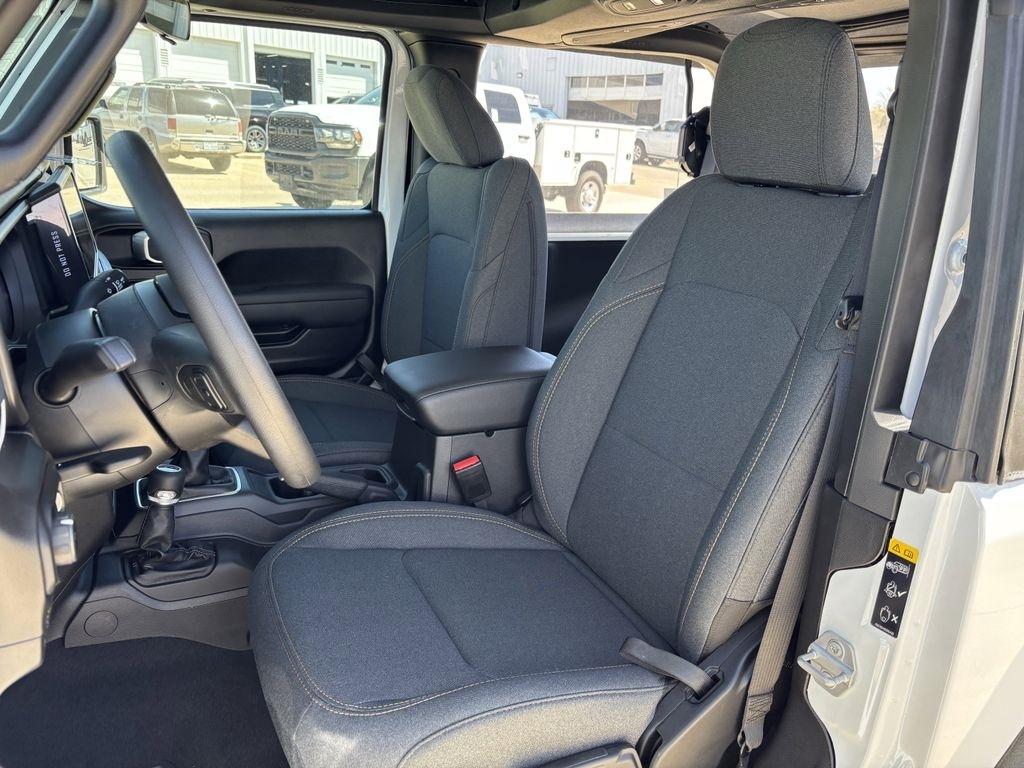 Jeep Wrangler Sport 2026