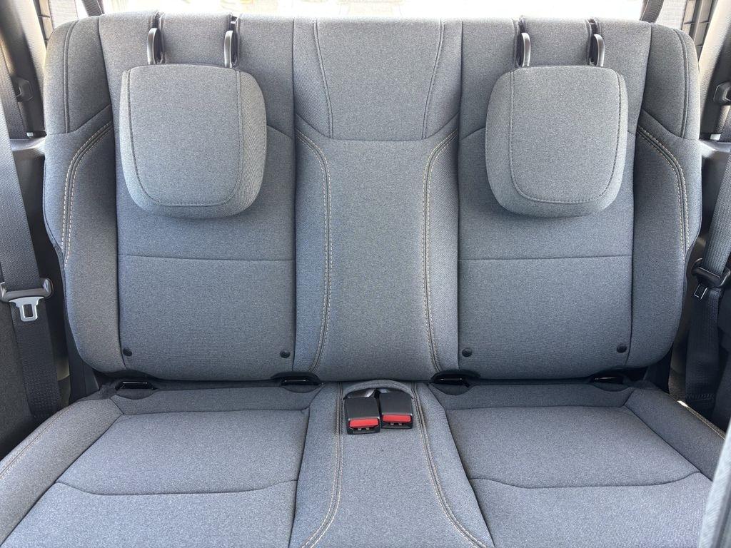 Jeep Wrangler Sport 2026