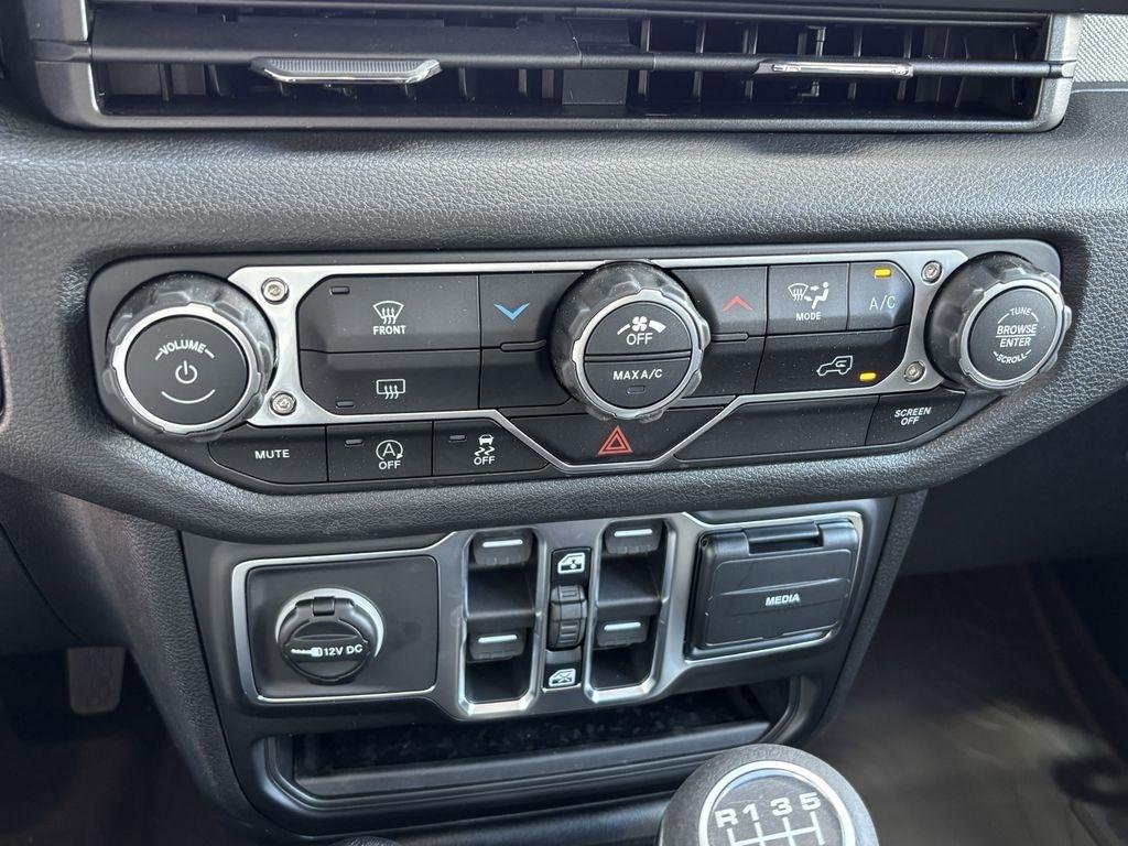 Jeep Wrangler Sport 2026