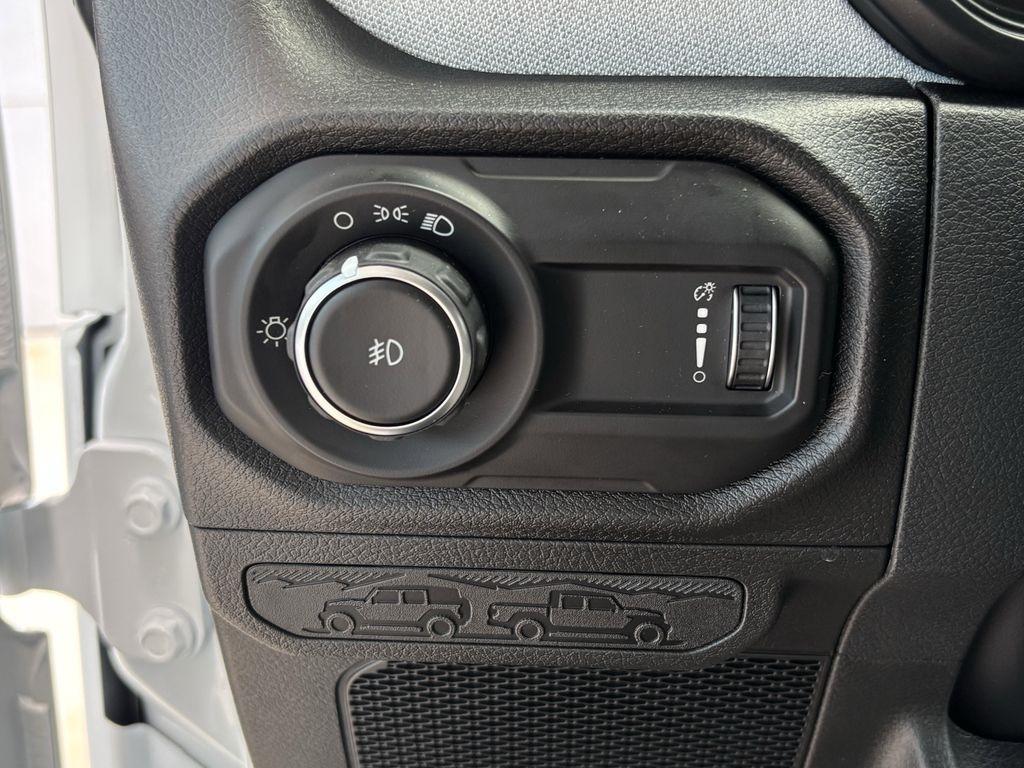 Jeep Wrangler Sport 2026