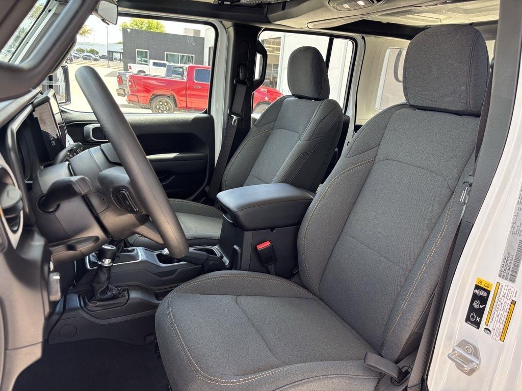 Jeep Wrangler Sport 2026