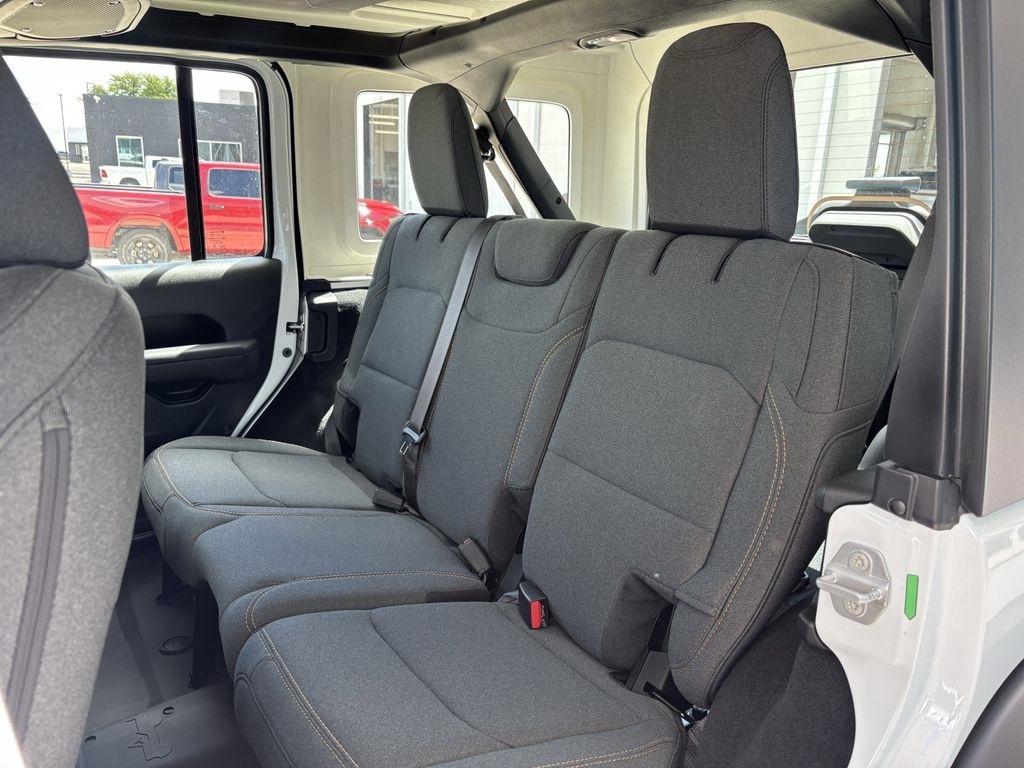 Jeep Wrangler Sport 2026