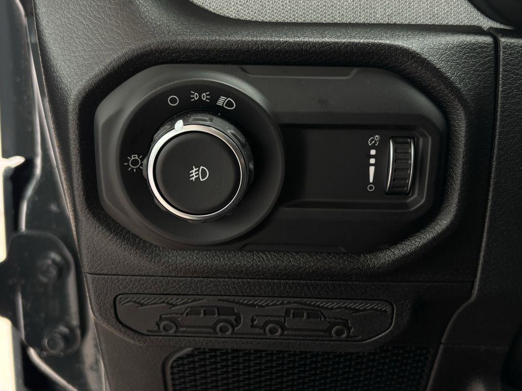 Jeep Wrangler Sport 2026