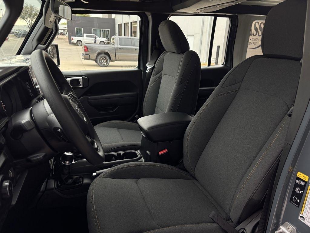 Jeep Wrangler Sport 2026