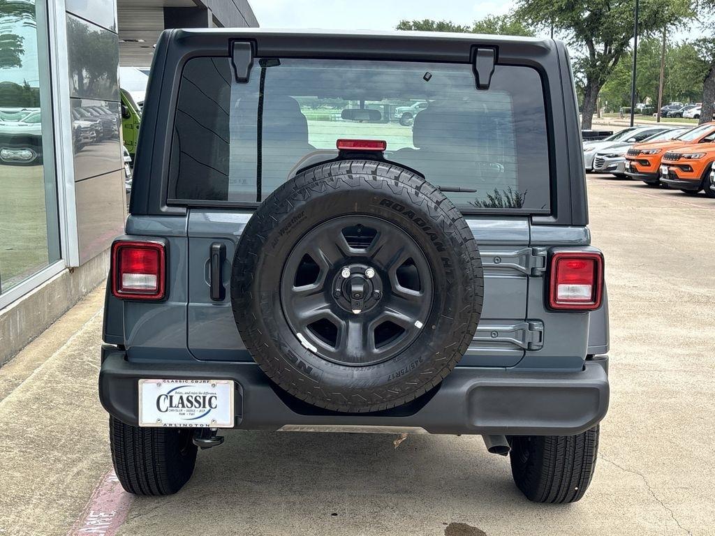 Jeep Wrangler Sport 2026