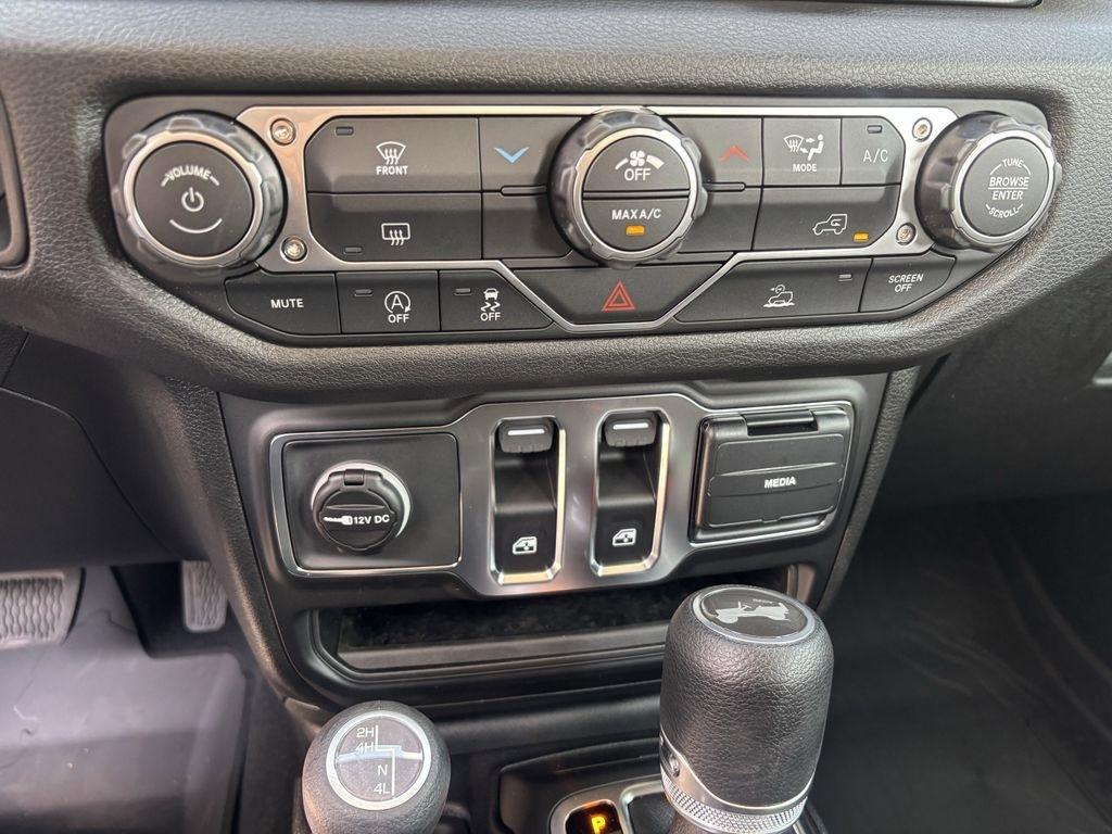 Jeep Wrangler Sport 2026