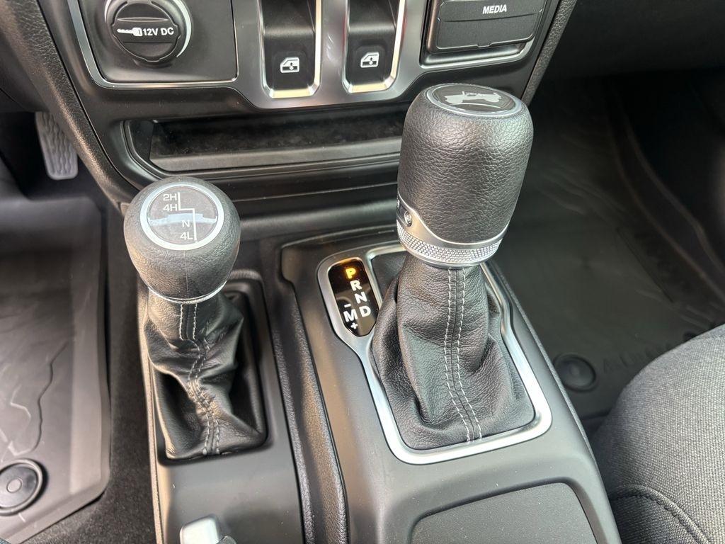 Jeep Wrangler Sport 2026
