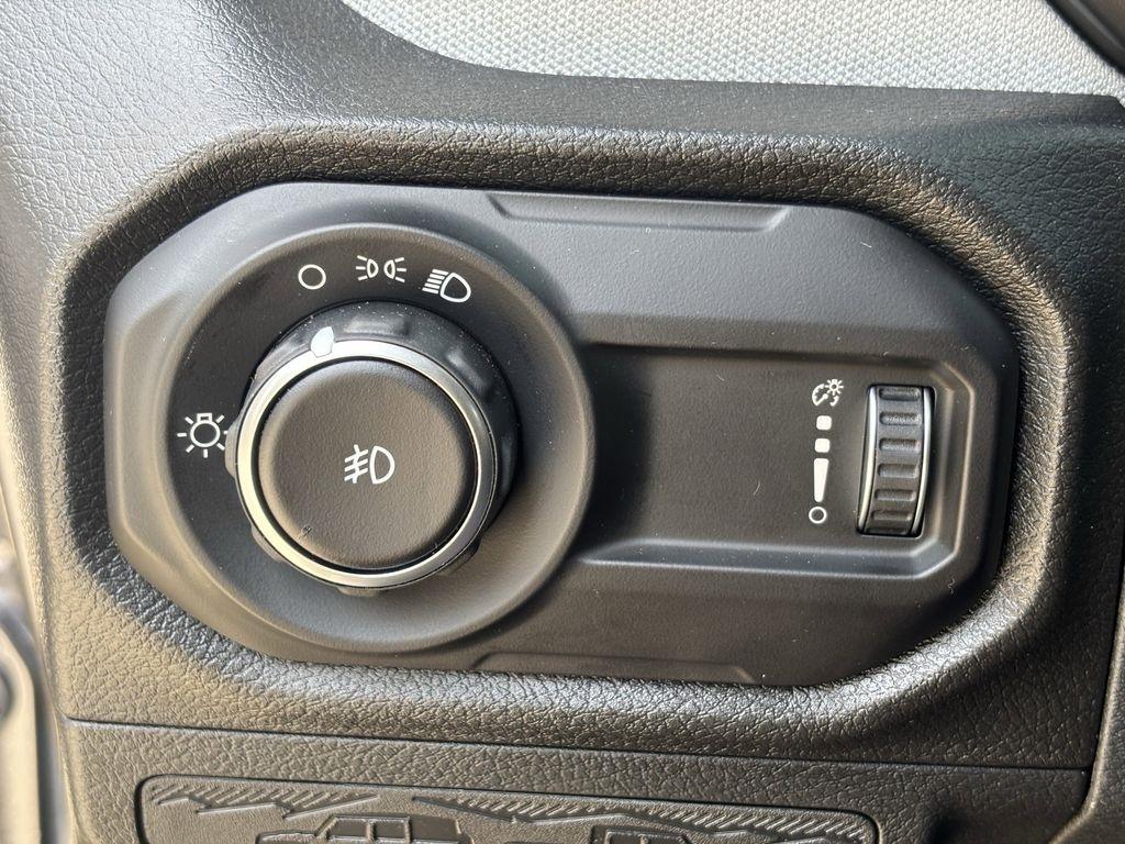 Jeep Wrangler Sport 2026