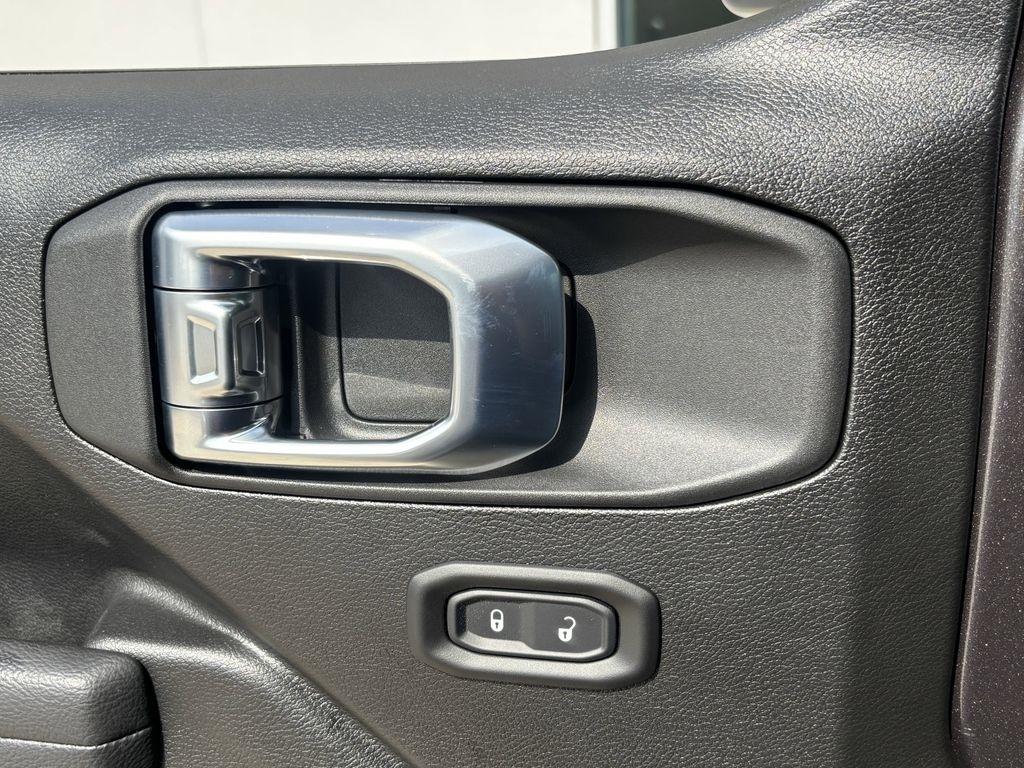 Jeep Wrangler Sport 2026