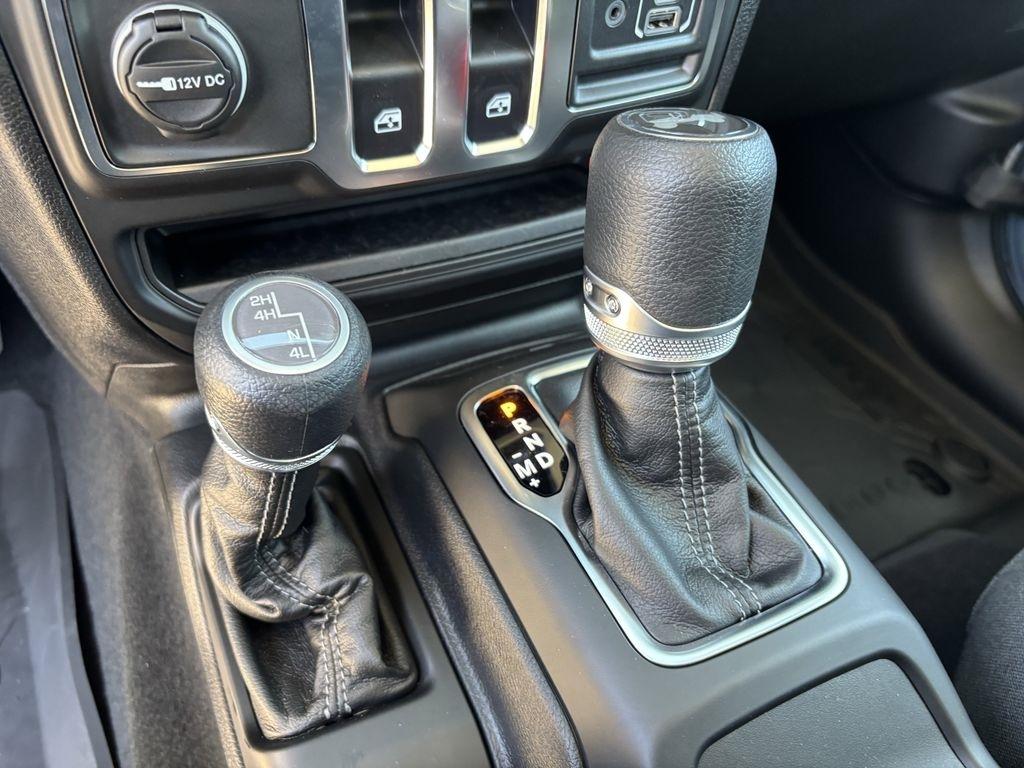 Jeep Wrangler Sport 2026