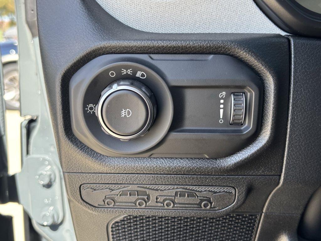 Jeep Wrangler Sport 2026