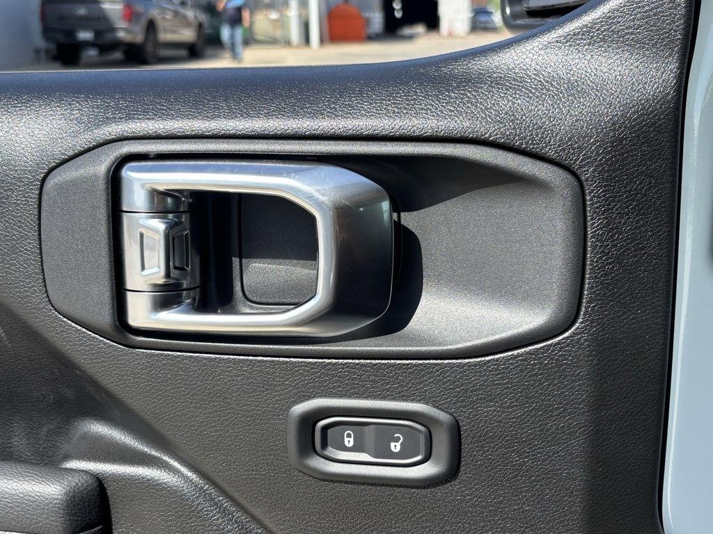 Jeep Wrangler Sport 2026