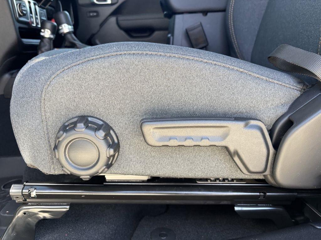 Jeep Wrangler Sport 2026