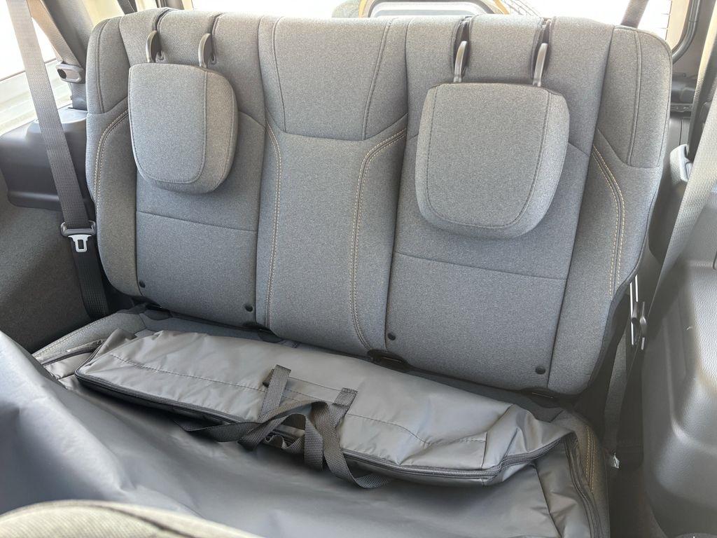 Jeep Wrangler Sport 2026