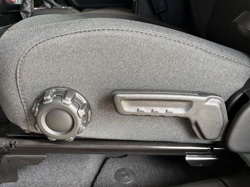 Jeep Wrangler Sport 2026