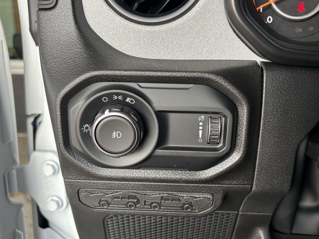 Jeep Wrangler Sport 2026