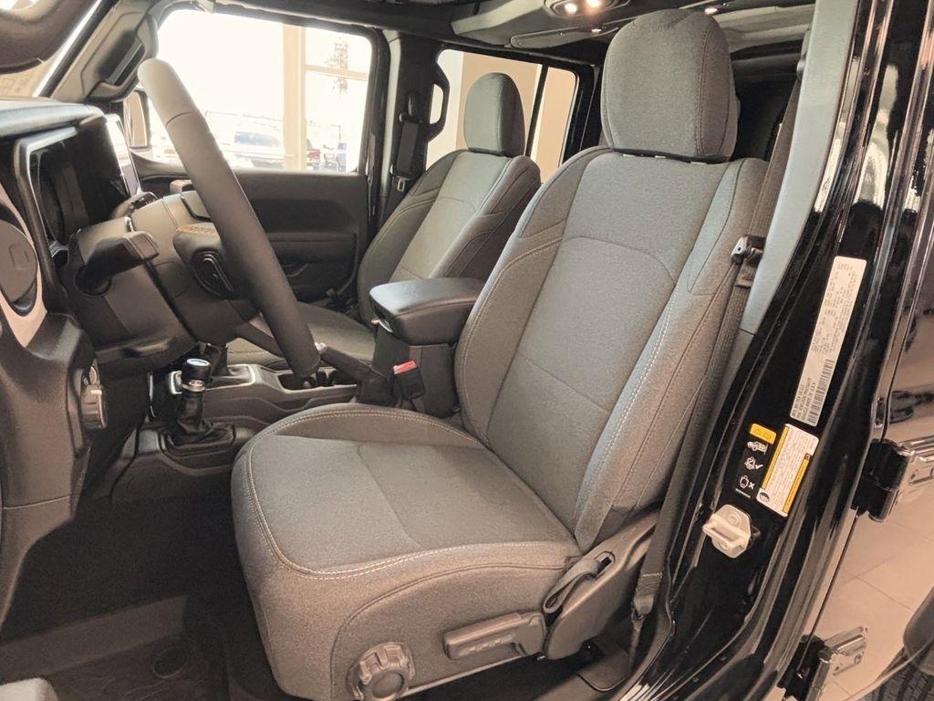 Jeep Wrangler Sport 2024