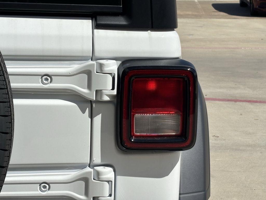 Jeep Wrangler Sport 2026