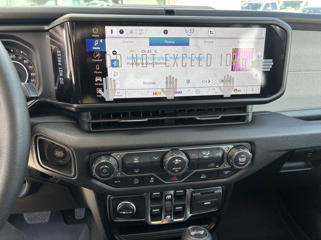 Jeep Wrangler Sport 2026