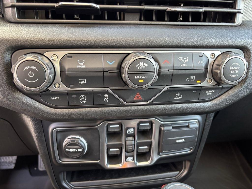 Jeep Wrangler Sport 2026