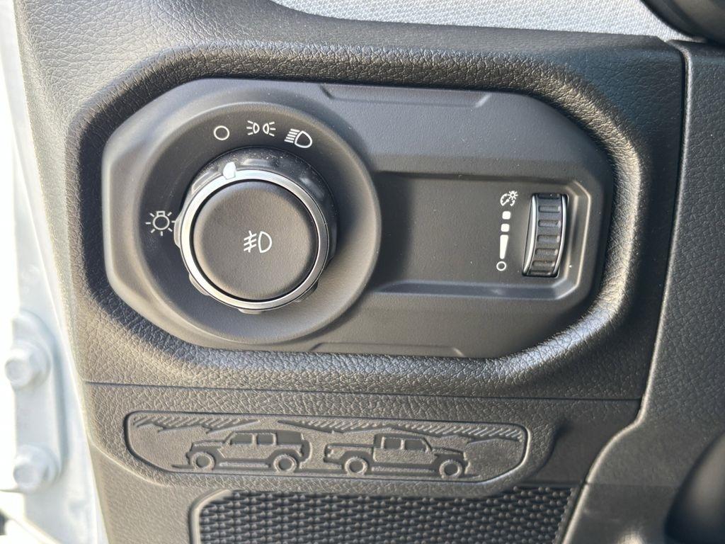 Jeep Wrangler Sport 2026