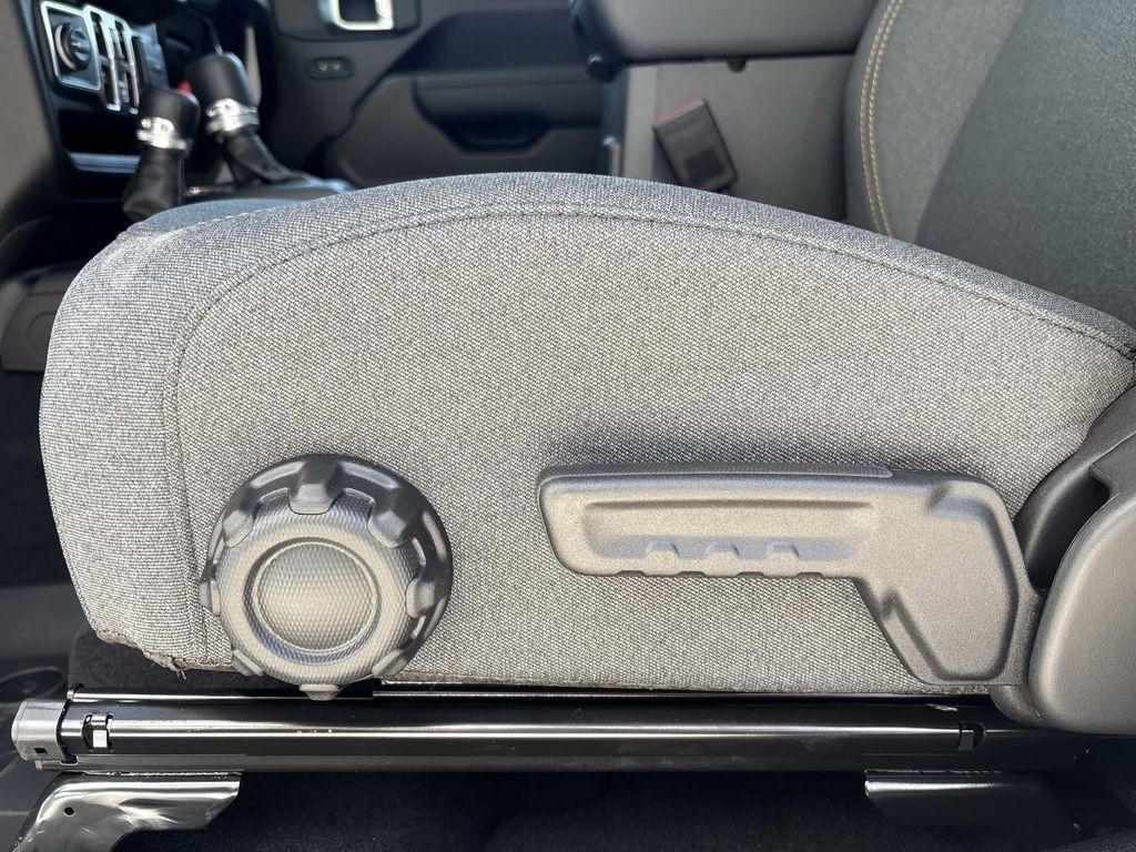 Jeep Wrangler Sport 2026