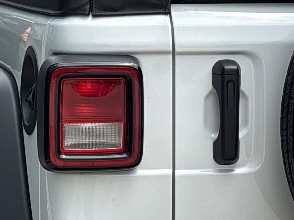 Jeep Wrangler Sport 2026