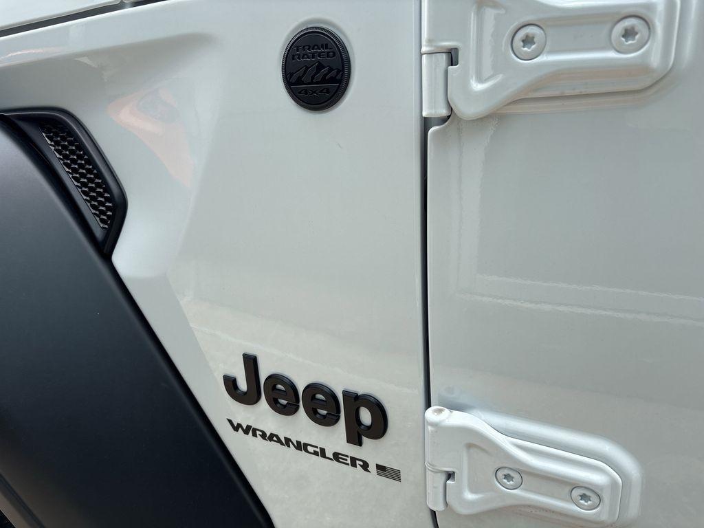 Jeep Wrangler Sport 2026
